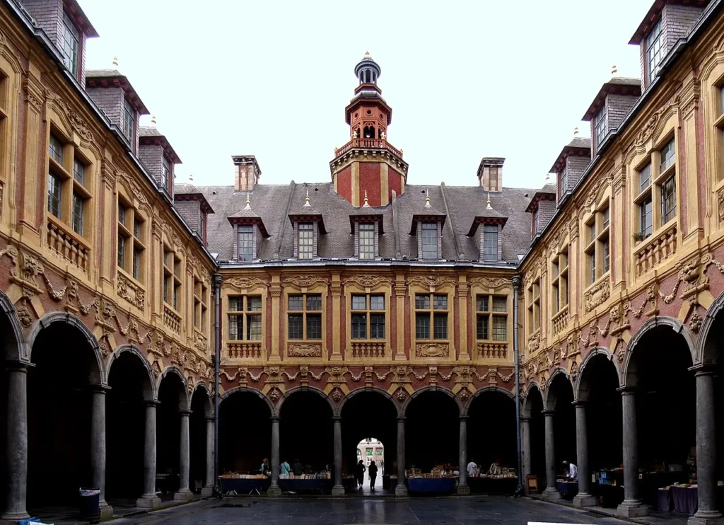 Galerie du campanile à la vieille bourse de Lille